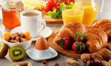 Dies ist, was Essen am Morgen zu vermeiden ist, wenn Sie nicht Fett bekommen wollen