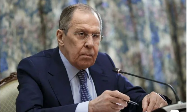 Lavrov: Las conversaciones de paz con sólo nuevo mundo