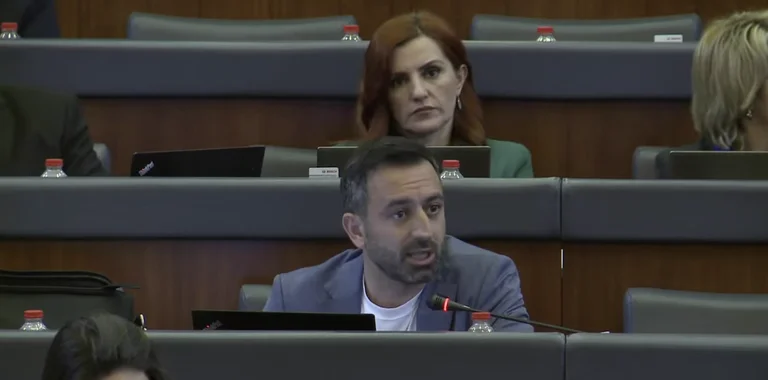 Basha: Vucinqi, lista serbia han hecho Kosovo Norte