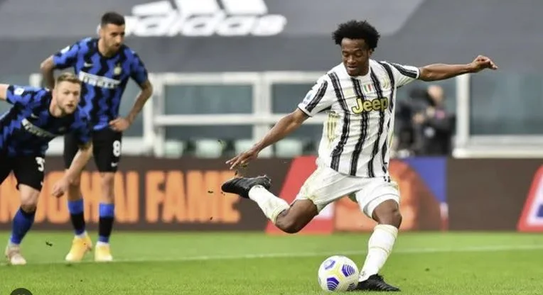 Juventura a la ventaja de Inter, marca Cwadrado