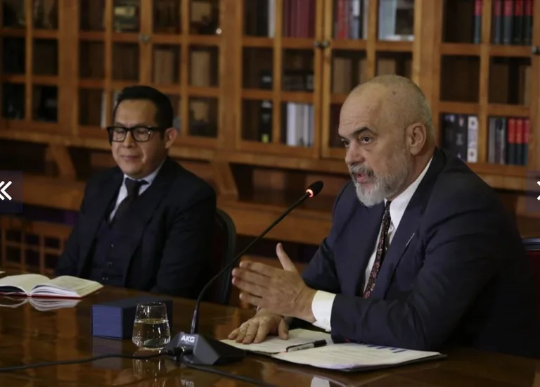 Los lazos rusos de Mónica Mayor, Rama: La nueva justicia debe abordarla urgentemente,