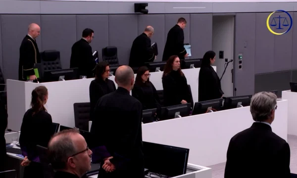 El Segundo Día del Juicio termina, los abogados de Jakup Krasniqi hablan mañana