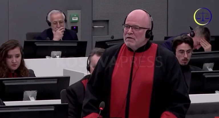 Tenemos misiles antiaéreos: Veselin y Krasniqi sonríen después de la secuencia de defensa de Remi