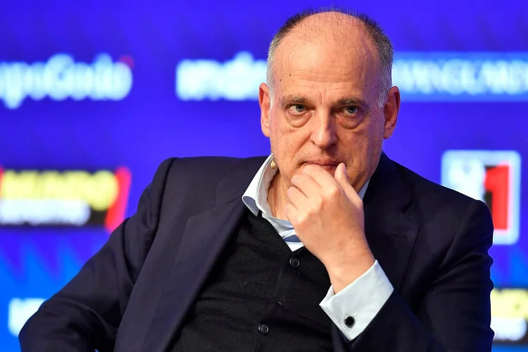 Barcelona a petición extraña: Deshagamos del presidente de La Ligas.