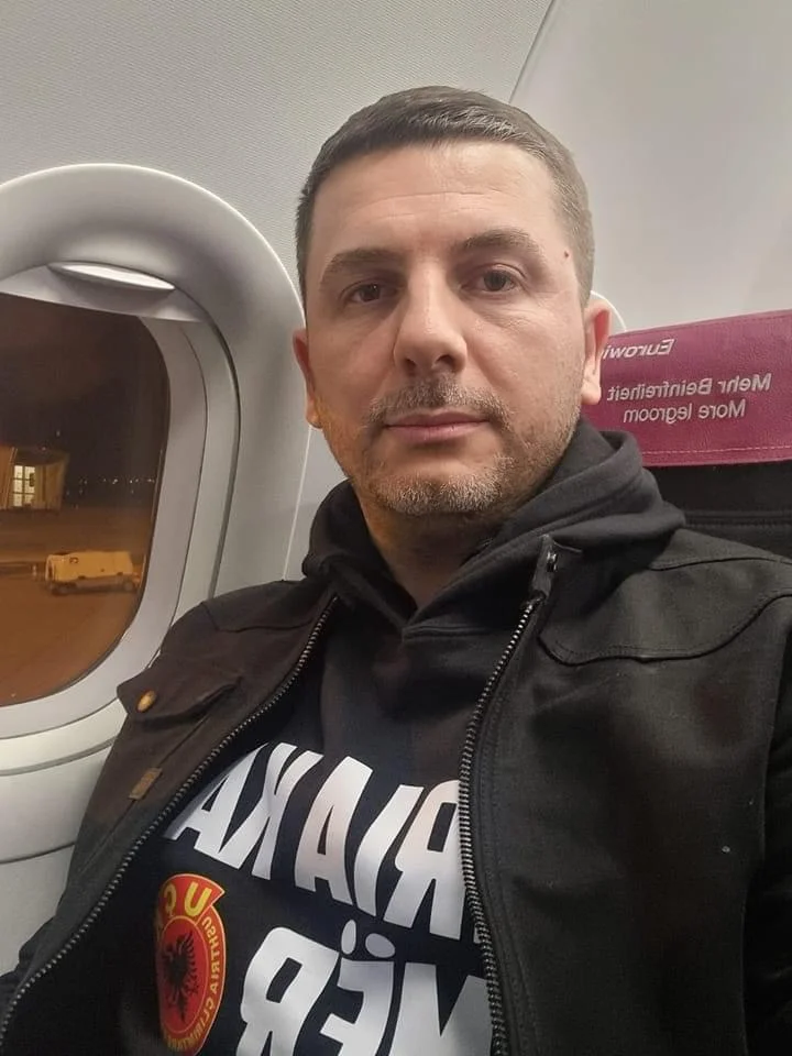 Mañana el juicio comienza contra los líderes del KLA, Memli Krasniqi se dirige hacia La Haya