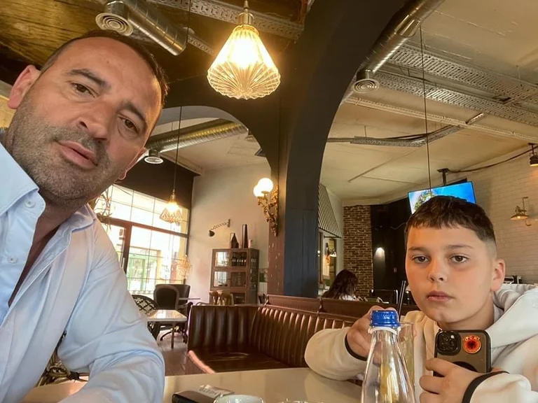 La marcha de la justicia de Haradinaj: preparación para la plaza
