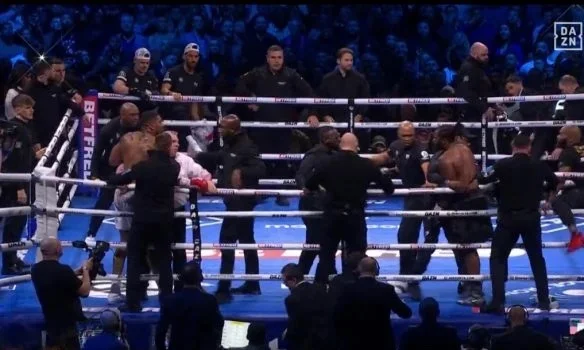 Entre Joshua y Franklin, hubo una colisión incluso después del final de la Maca