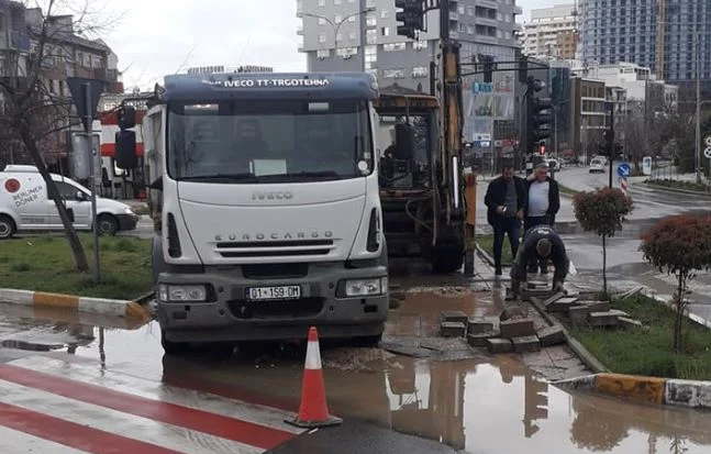 Dos barrios de Pristina permanecen sin agua