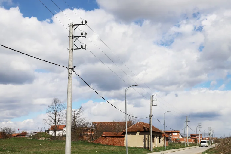 KEDS Continues Networking Investments for More Qualative Services in Obilic City