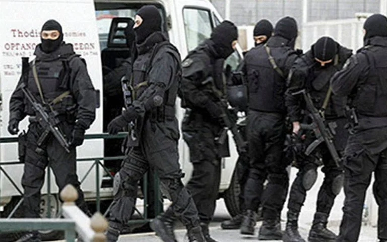 Greek police prevent a terrorist attack