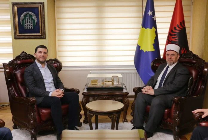 Krasniqi besucht BIK, gratuliert Ternava für den heiligen Monat Ramadan