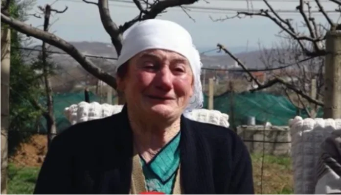 La madre del ragazzo ha testimoniato: non ho visto la faccia del ragazzo.