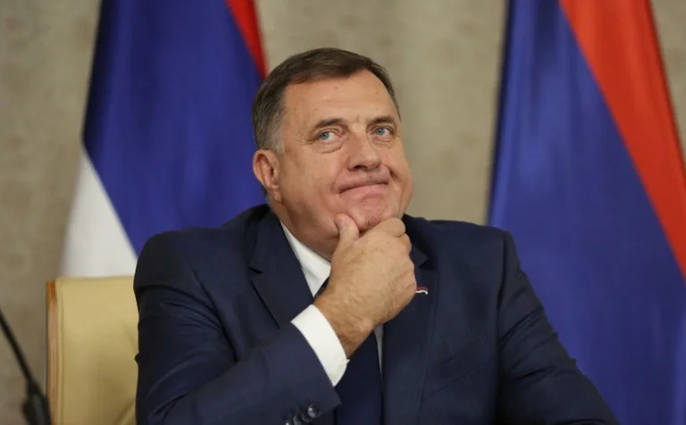 Dodik a appelé à l'union de la Republika Srpska, Serbie