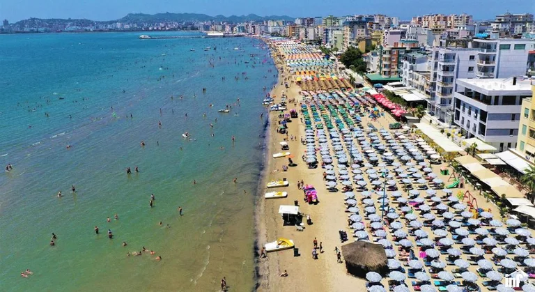 “Circa il 30% meno turisti in Albania, l'impatto principale di sbarco del Kosovo