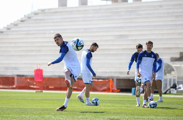 Habla antes del primer partido con Israel, el Moth of Canthman