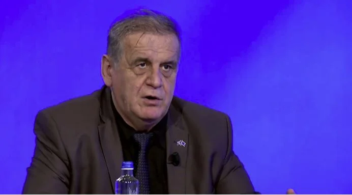 Spahiu: Kurti stesso no, ma corrotti sono il ministero di Lieburn Ali, Arben Vitit e Hajrllah Ceku