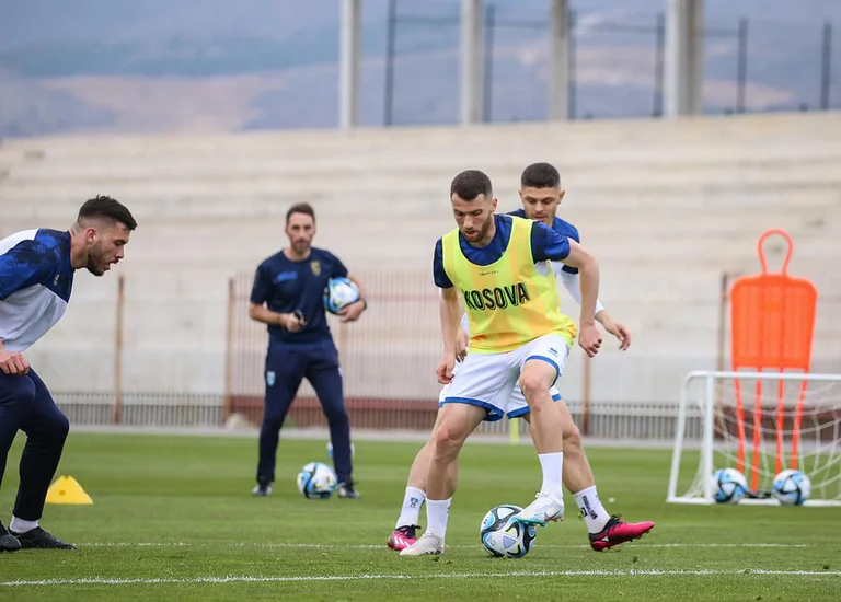 Last: Modern National des Kosovo Training abgebrochen