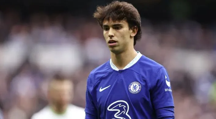 Atletico et Chelsea lancent des négociations sur 100 millions d'assaillants, accord en avril