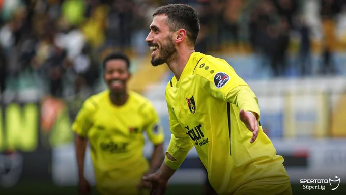 Galatasaray will Vallon Etchemon Team