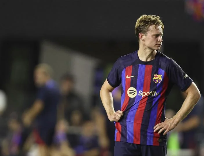 Coeman conferma la lesione di De Jong