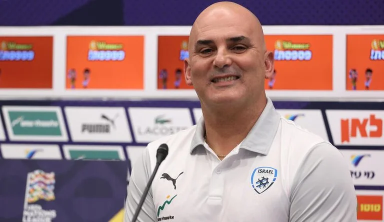 Dies ist Israel's Coach vor dem Kosovo Spiel: Niemand kann in unser Land kommen und der Liebling sein.