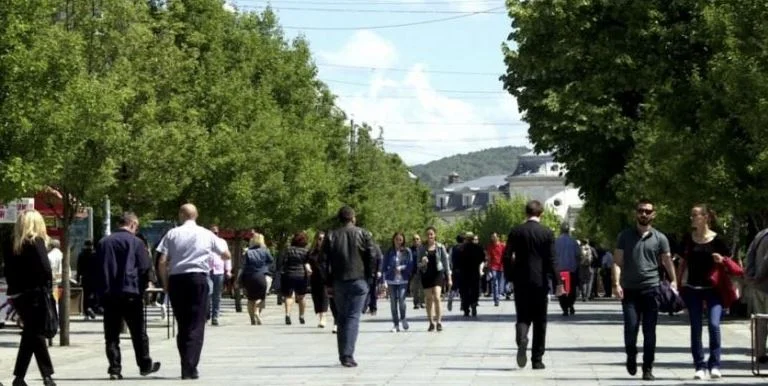 Baisse de la population du Kosovo