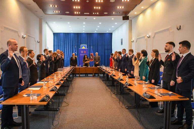 Präsident Osmani hat 21 Staatsanwälte mit anfänglichem Mandat angeordnet