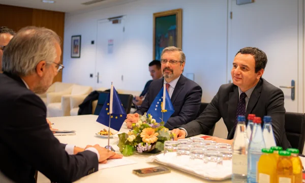 Visa liberalisation, Kurti meets with EP rapporteur, invites Kosovo to visit
