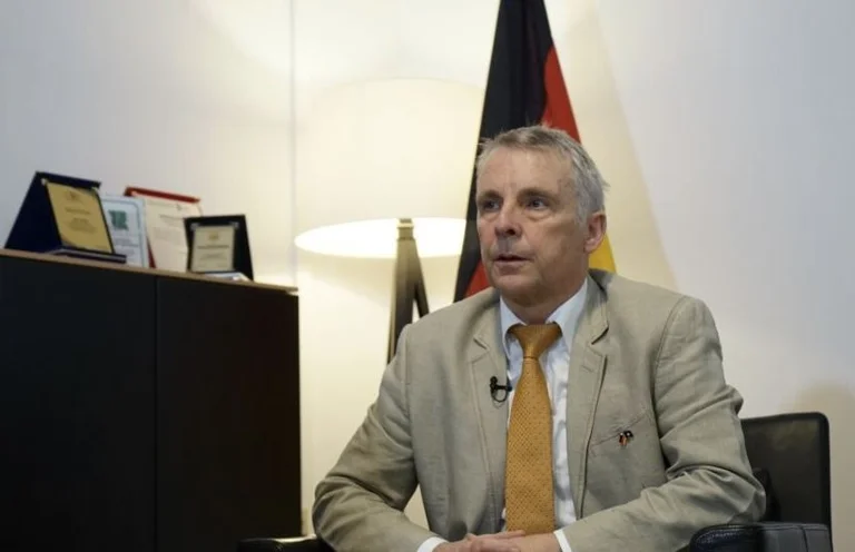 Rohde: Con un risultato ideale nel dialogo, i non-recognisti riconosceranno il Kosovo