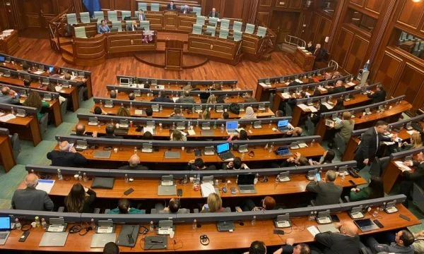 L'Assemblée tient la session plénière demain, ce sont les points de l'ordre du jour