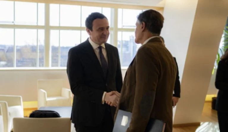 España no reconoce Kosovo, pero el eurodiputado español apoya a Kosovars sin visa en 2024