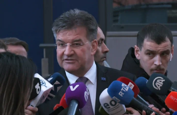Er sprach über Association und 15 europäische Modelle, die er Kurt alles, was Lajcak gestern sagte.