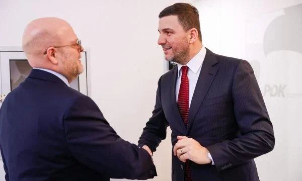 Krasniqi le dice a Hovenier las reservas para el plan europeo: insuficiente sin reconocimiento