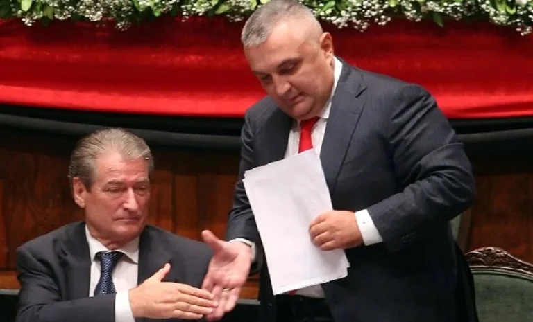 Albanian local elections, Berisha formalises coalition with Meta