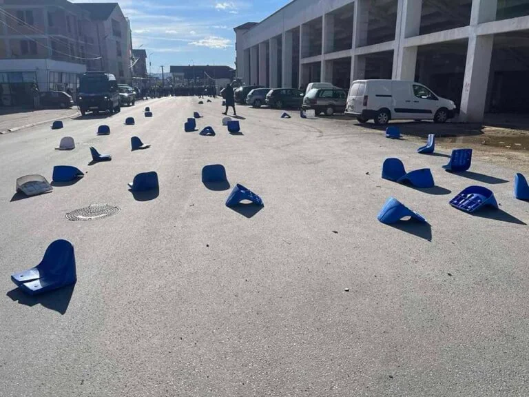 enviado a tener seis personas después del incidente del ventilador de Podujevo