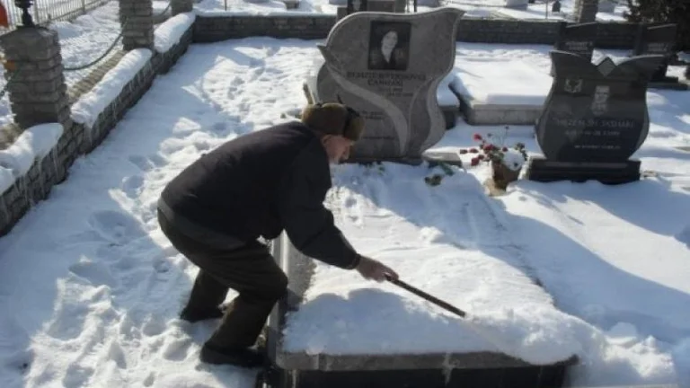 Confession of man surviving massacre on Mitrovica market