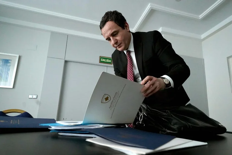 Kurti en 2003 no tenía buenas palabras para Zoran Djindjic: Escribir