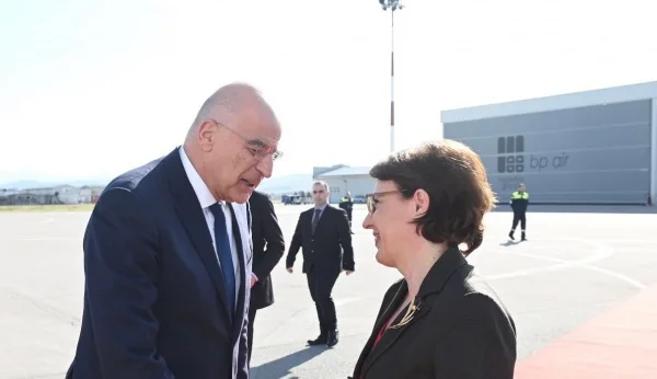 Dendias si incontra anche con Gervala, parlare di dialogo