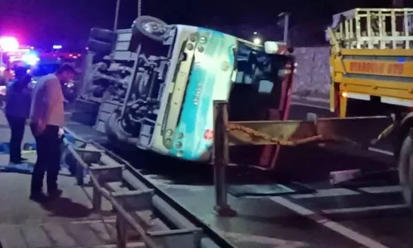 Turkish club bus accident, 15 injured, two seriously