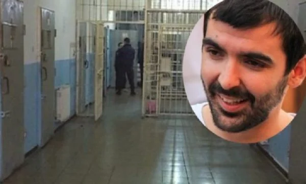 Parte de las muestras de Astrit Dehar encontradas