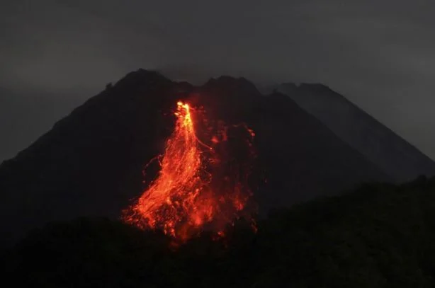 El volcán Merapy Explosionado en Indonesia