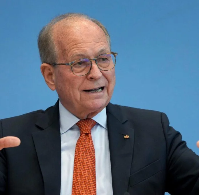 Ischinger: Serbia not asked for any future decision between Kosovo, NATO