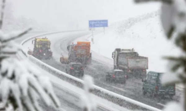 Snowfall copre parti della Svizzera