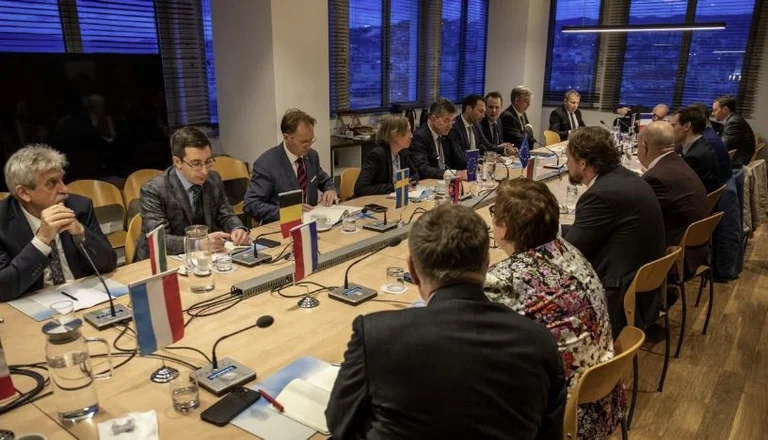 Lajcak informierte auch ausländische Botschafter über zukünftige Schritte im Dialog