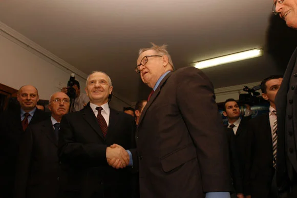 16 Jahre ab Ende des Kosovo-Finalstatus Gespräche