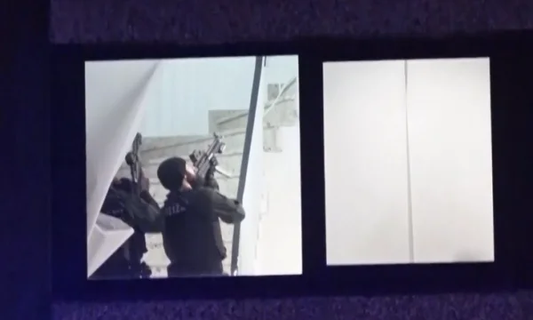 Der Angriff auf Hamburg, der Moment, in dem die Polizei in die Einrichtung eintrat, wo sieben Menschen getötet wurden