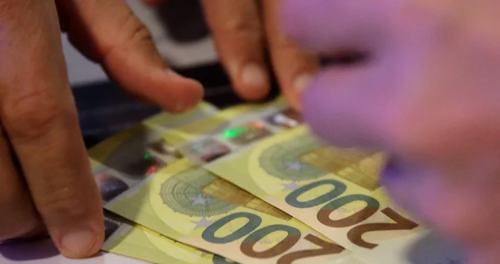 Tre persona nga Mitrovica mashtrohen nga tre të tjerë, ua marrin 10 mijë euro për punësim dhe banesa