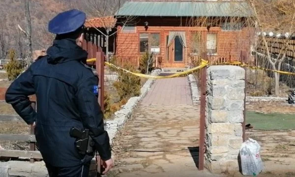 Prova di uccidere la polizia al partito Pristina Zlatar