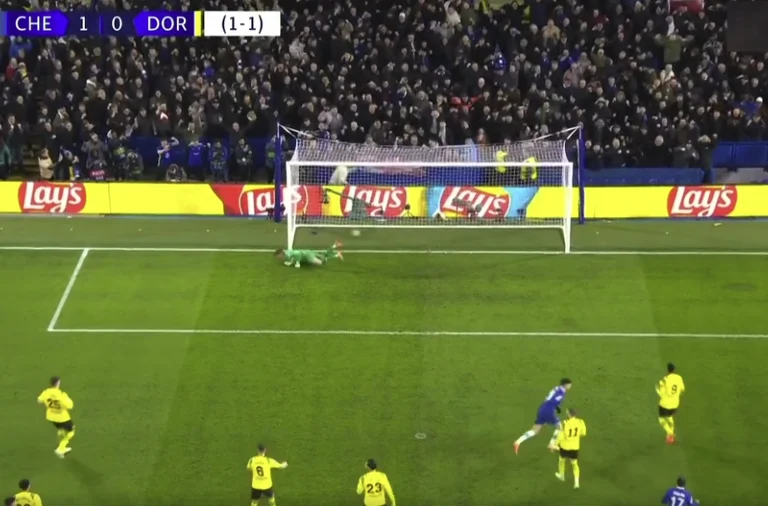 Haverstz marque le deuxième but de Chelsea contre Dortmund en Ligue des Champions