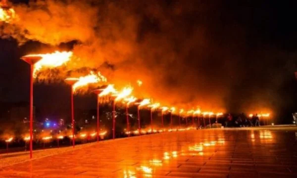 “L'età KLA” oggi termina con la notte del fuoco
